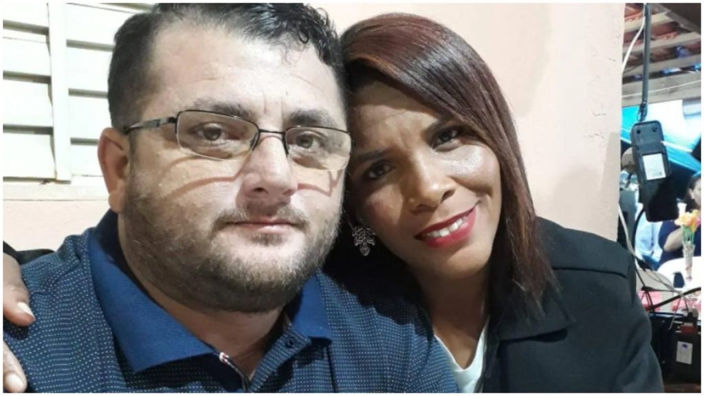 casal morto churrasqueira