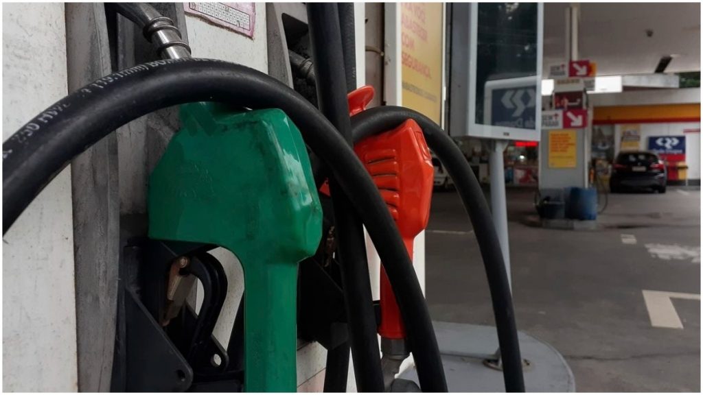 A partir deste sábado (18), gasolina vai subir 5,2% e diesel 14,2%
