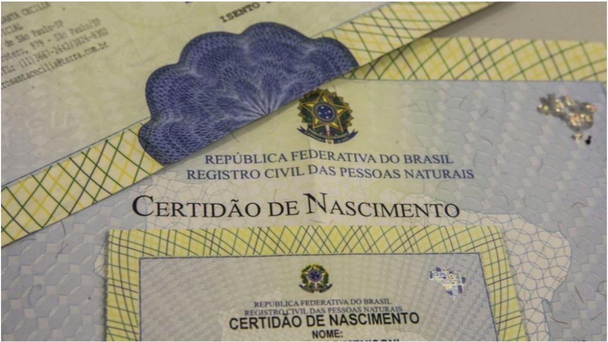 Homem trans conquista o direito de usar o nome social na certidão do filho - BHAZ