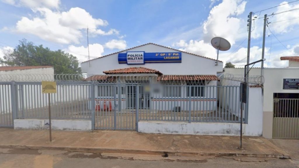 adolescente atira acidentalmente em amigo
