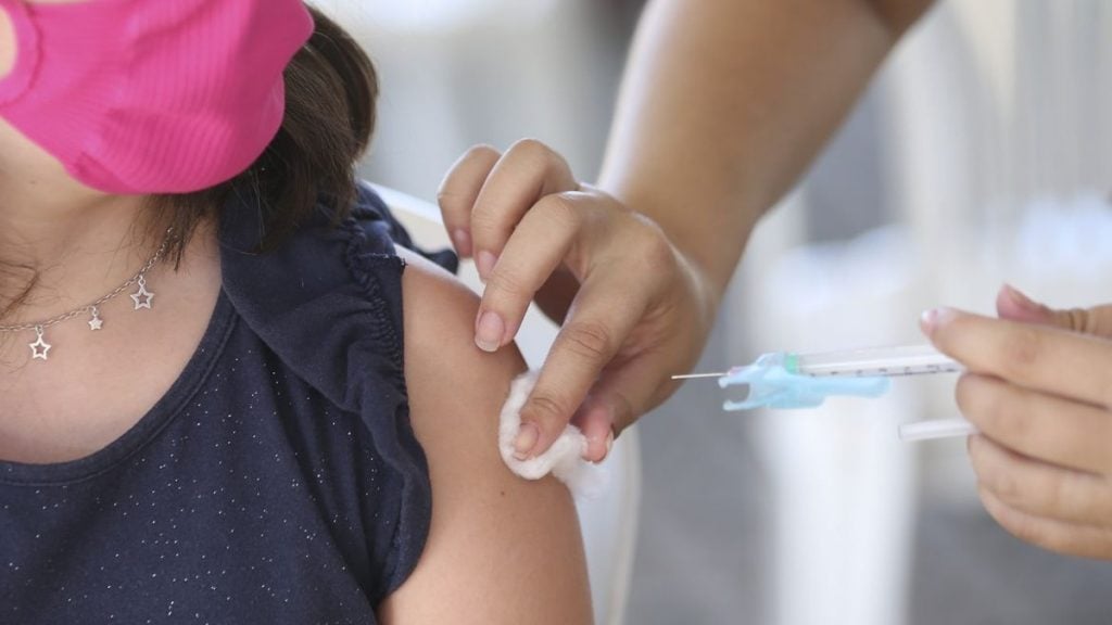 Prefeitura de BH inicia campanha de multivacinação para crianças e adolescentes nesta segunda-feira
