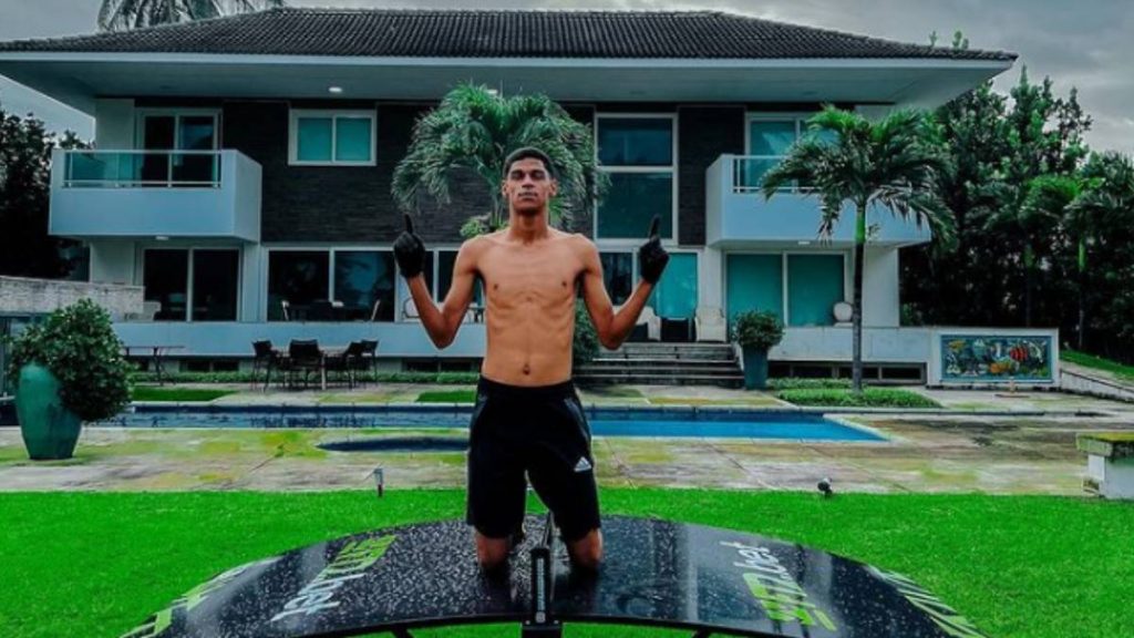 luva de pedreiro mansão
