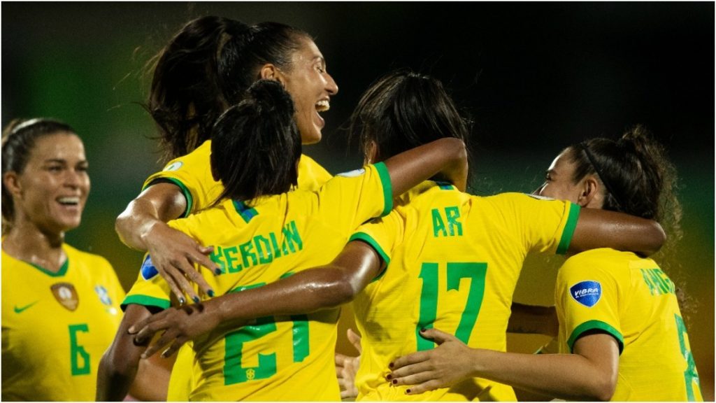 Seleção feminina de futebol garante vagas na Copa e Olimpíadas