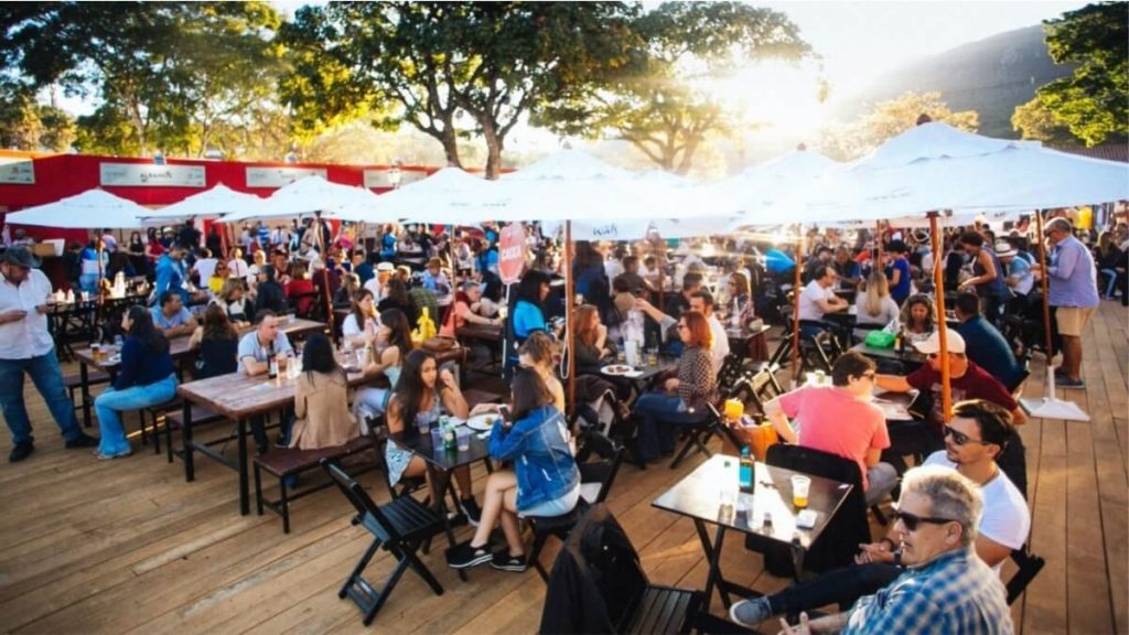 público no festival de gastronomia de tiradentes