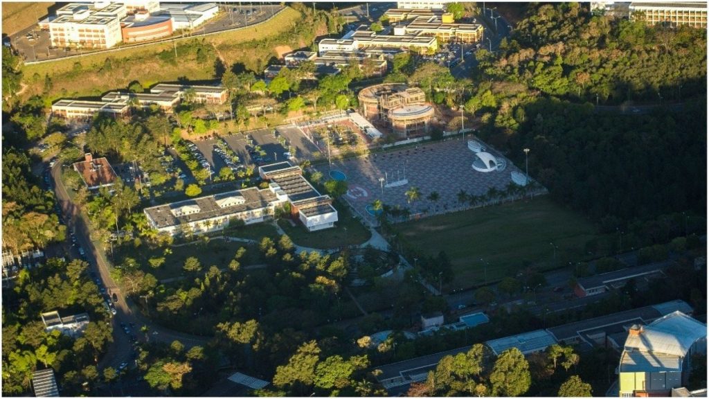 imagem aérea do campus da UFJF