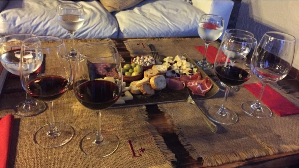 vinhos e petiscos