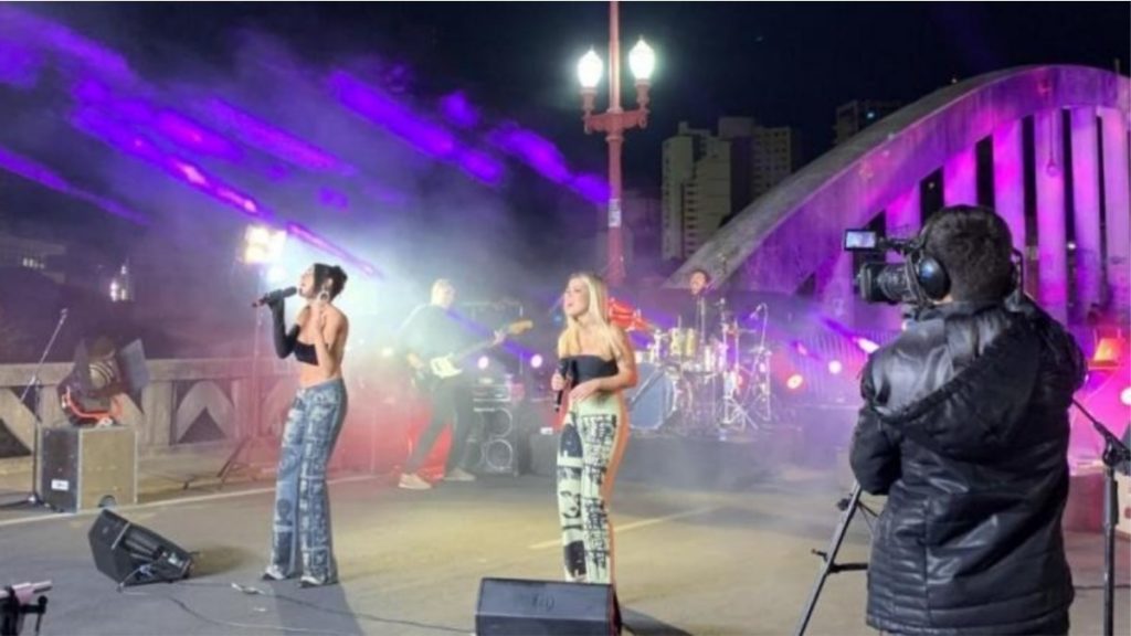 clara x sofia virada cultural bh 2021