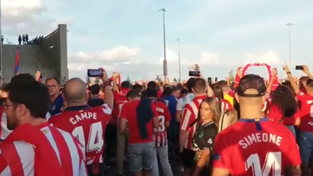 Torcedores ofendem Vinicius Junior