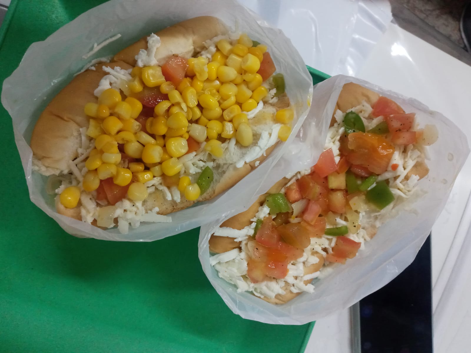 Dia do Cachorro-Quente: quanto custa o hot dog em universidades do