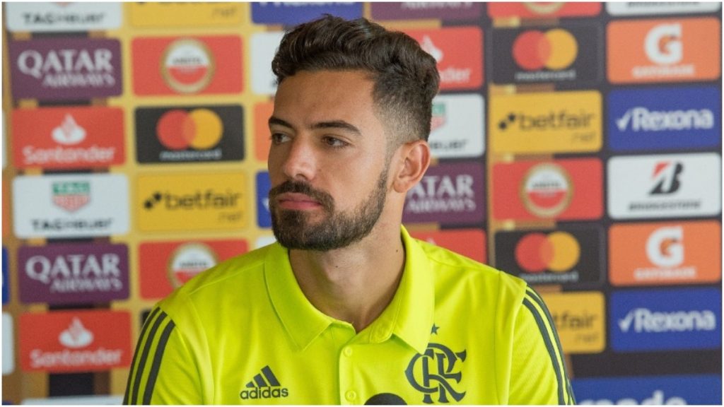 pablo mari ex flamengo esfaqueado