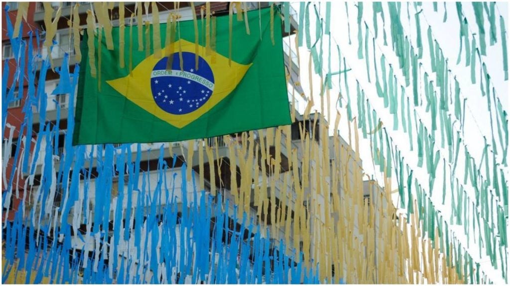 abre e fecha bh copa
