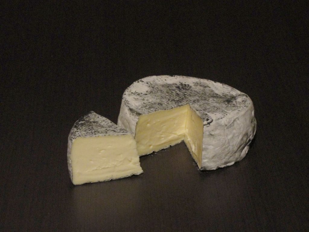 Queijo mineiro Lua Cheia, vencedor da categoria Super Ouro do World Cheese Awards 2022