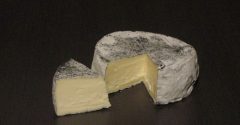 Queijo mineiro Lua Cheia, vencedor da categoria Super Ouro do World Cheese Awards 2022