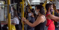 Máscaras em ônibus de BH