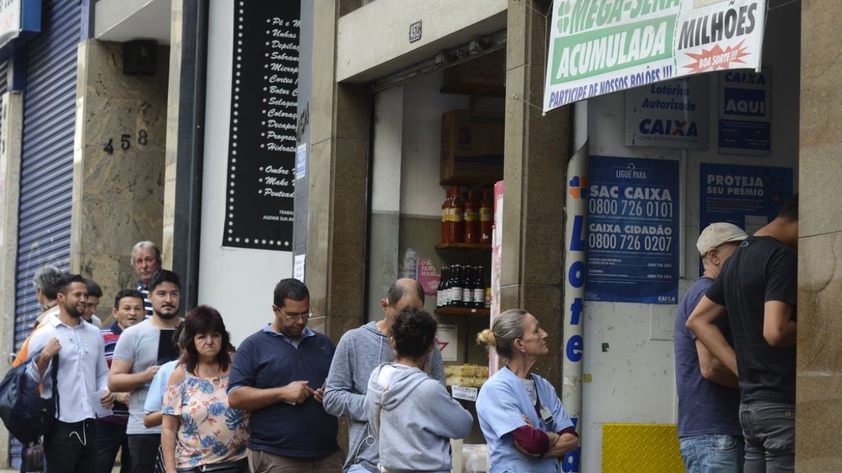 Mega-Sena vai a R$ 115 milhões; 7 apostas de Minas acertam 5 números -  Nacional - Estado de Minas