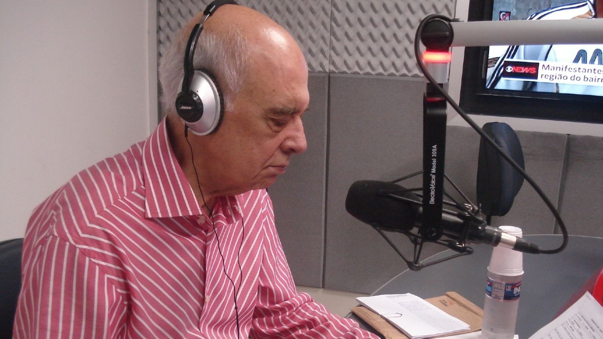 José Lino Souza Barros