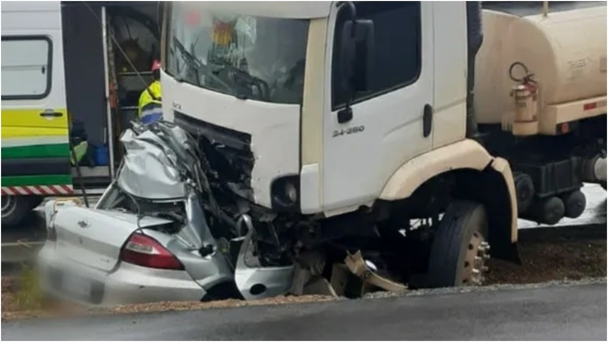 acidente entre caminhão e carro