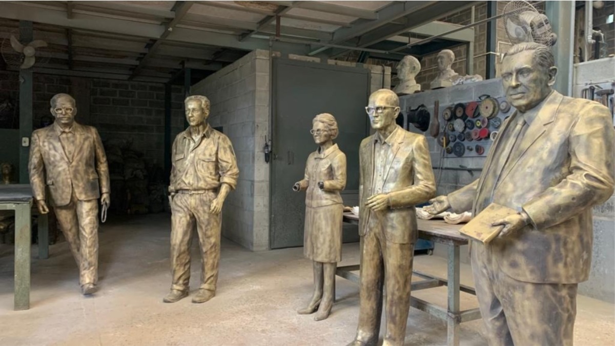 esculturas escritores mineiros