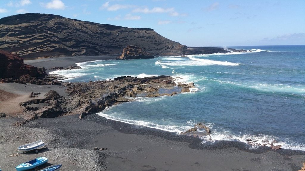 Lanzarote, um dos melhores destinos internacionais de 2023, ficou famosa por abrigar o escritor José Saramago