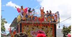 Havayanas Usadas faz parte da programação de segunda do Carnaval de BH
