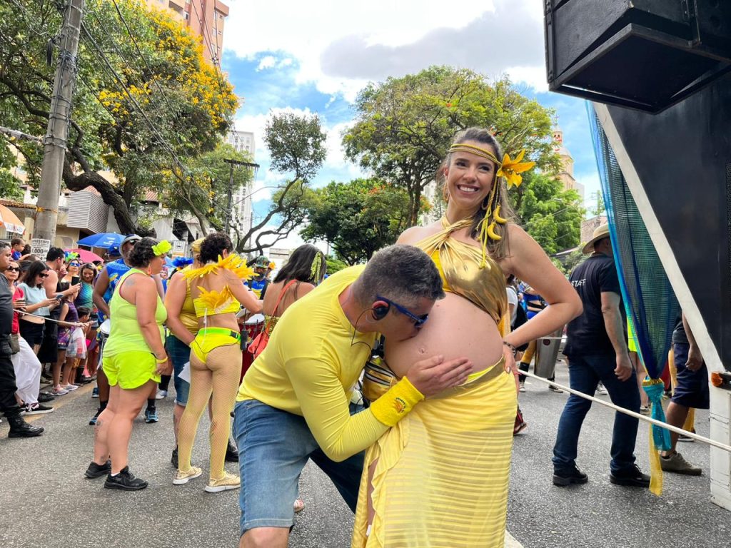 gravida asa de banana