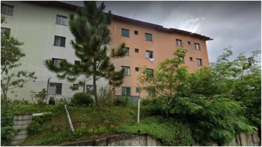 apartamento pega fogo