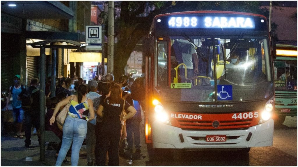 ônibus metropolitanos