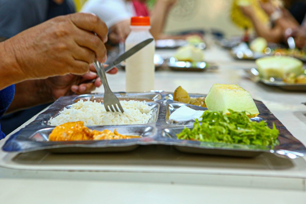 Restaurante Popular da Câmara de Vereadores de BH está de volta e oferece almoço por apenas R$ 3 1