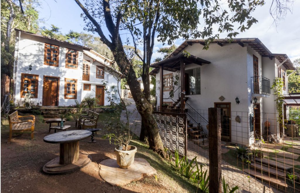 Villa Rica Pousada Boutique é uma hospedagem bem chique para descansar a dois