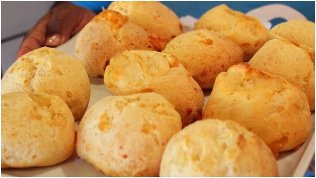 pão de queijo