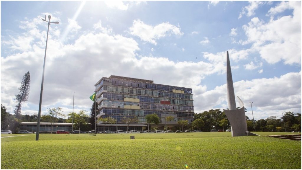 ufmg melhores universidades