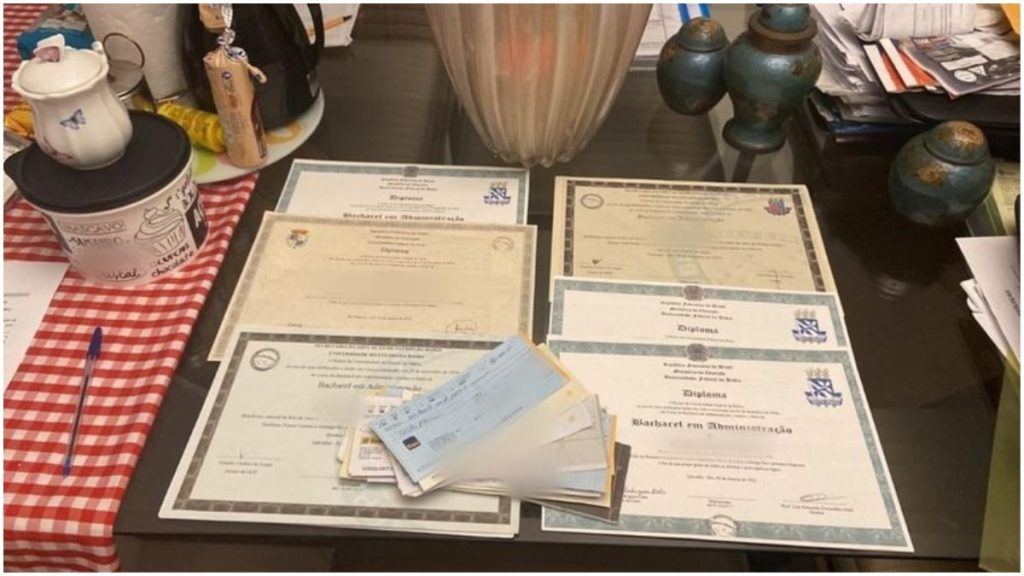 operação diplomas falsos medicina