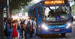 estudantes transporte ônibus gratuito bhaz