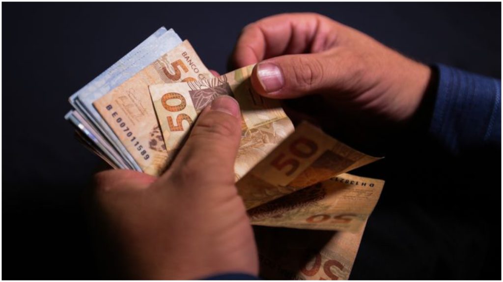 pirâmide financeira
