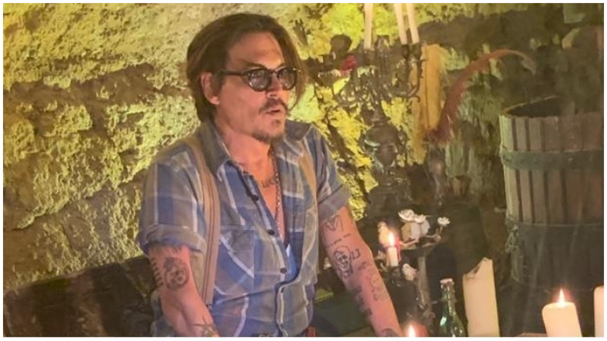 Johnny Depp foi encontrado desacordado em quarto de hotel, diz jornal da  Hungria - Estadão