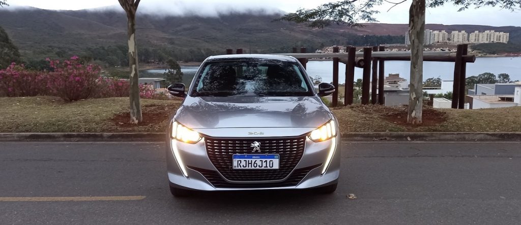 Peugeot 208 Style tem estilo