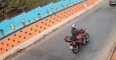 motociclista calças abaixadas bh