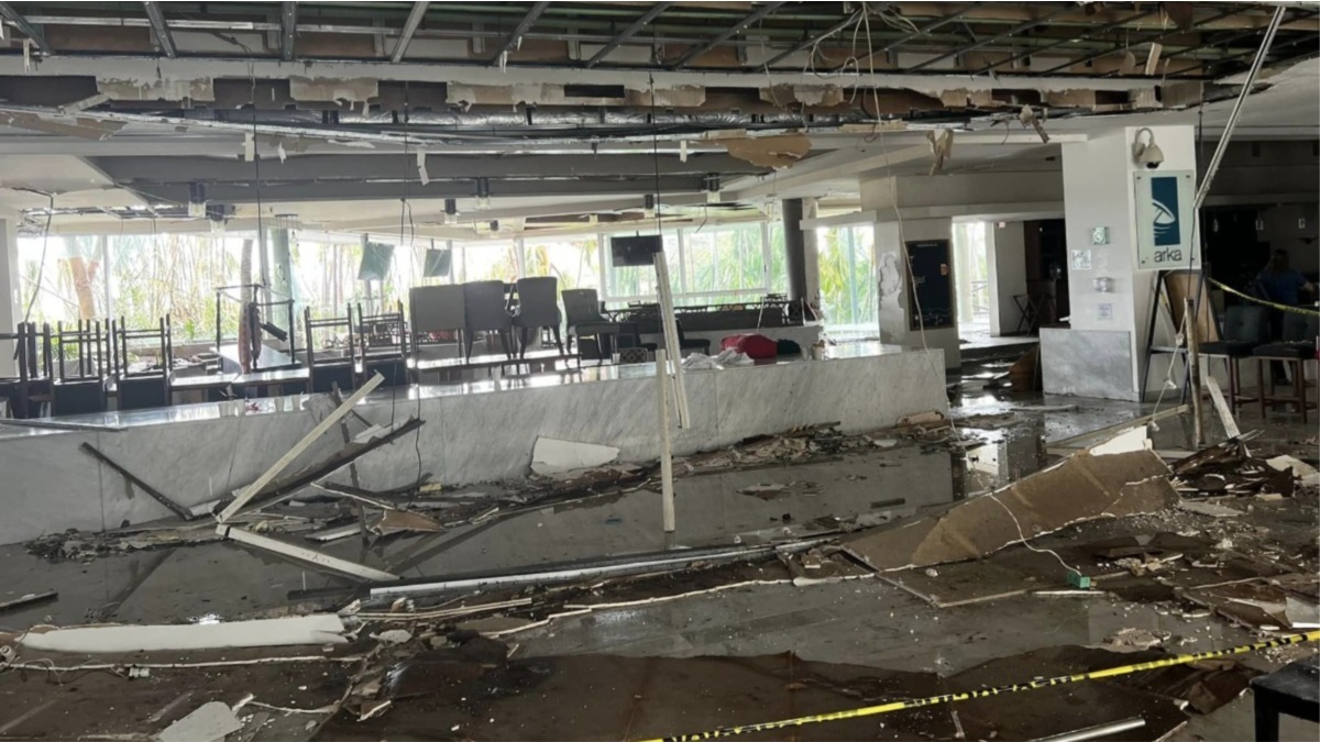 hotel emporio destruído pelo furacão em acapulco