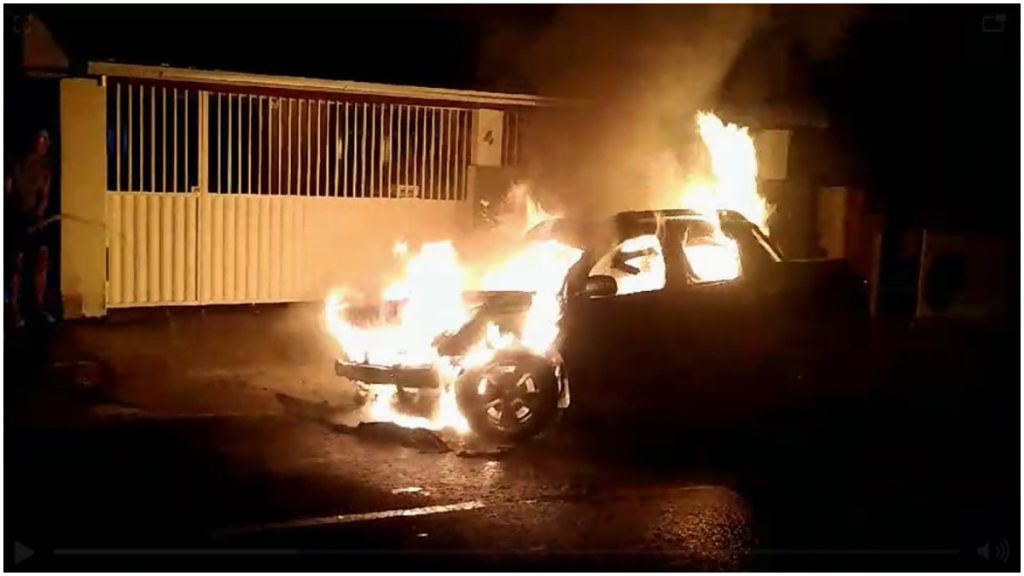 carro pegando fogo em juiz de fora