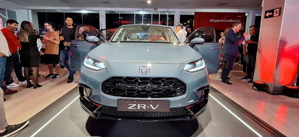 Honda ZR-V de frente