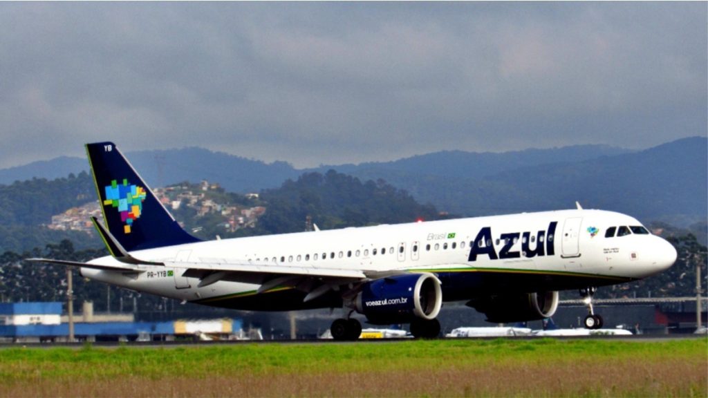 avião da azul