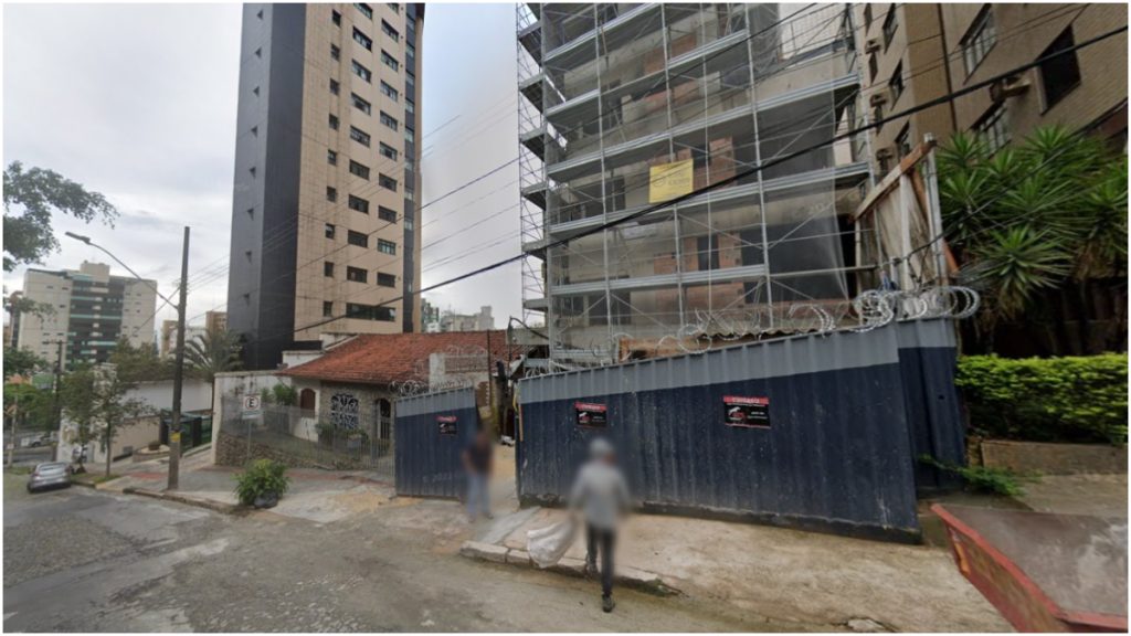 prédio em obras bh