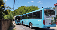 Dois ônibus colidiram em Pará de Minas