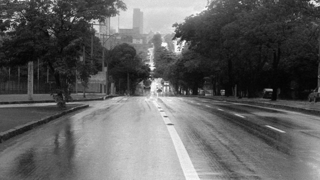 Fotografia da Avenida Amazonas, do livro de mesmo nome