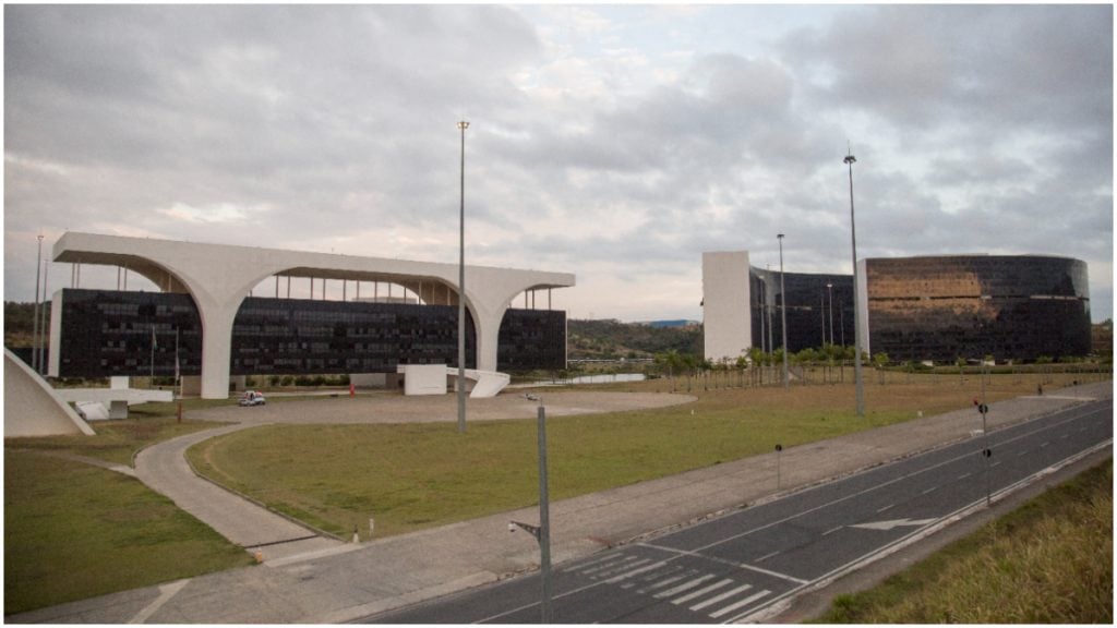 elevadores cidade administrativa