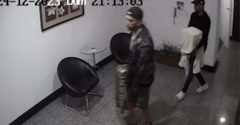 suspeitos invadem apartamento bh e roubam mala e cofre