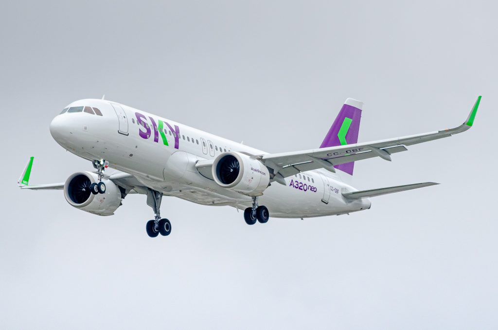 Avião da Sky Airlines que fará voo de Belo Horizonte para Santiago do Chile