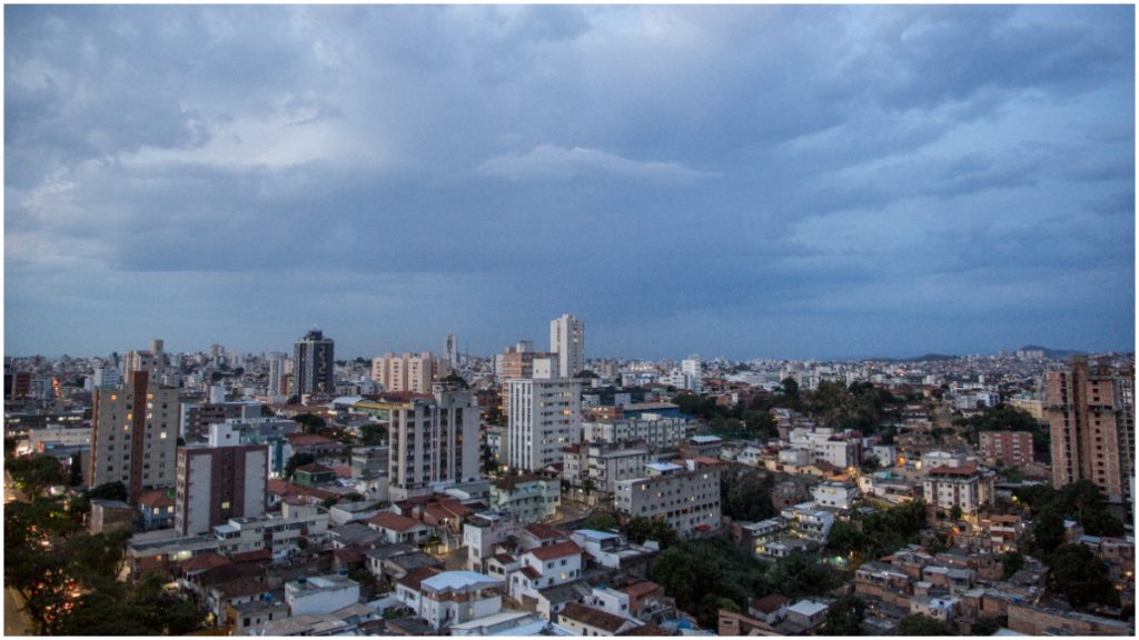 tempo BH abril