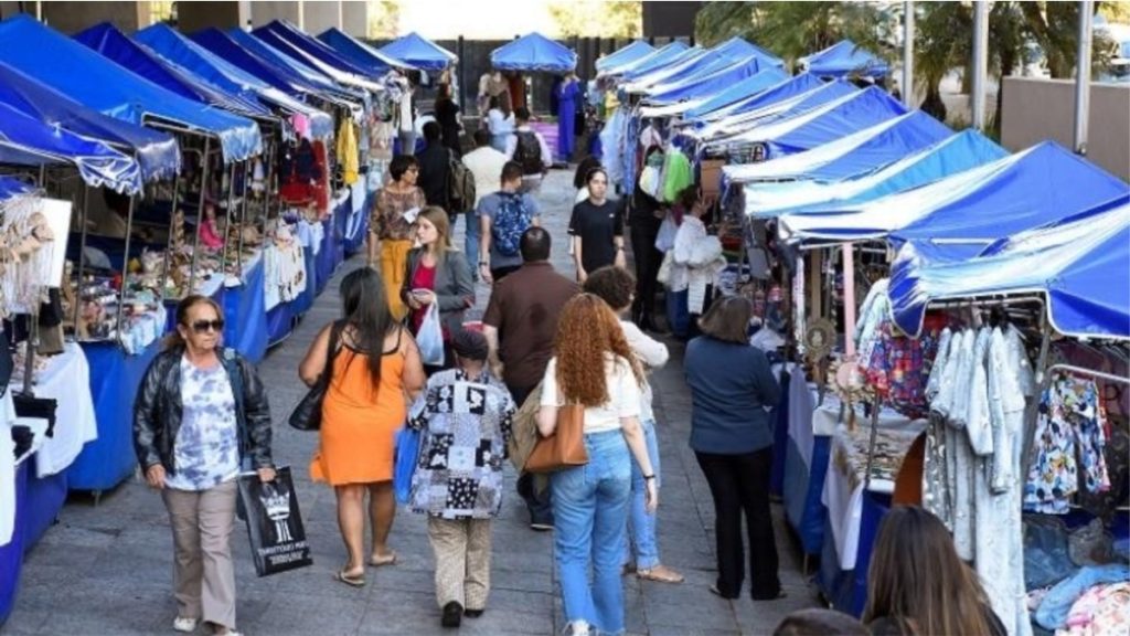 feira da economia popular solidária bh