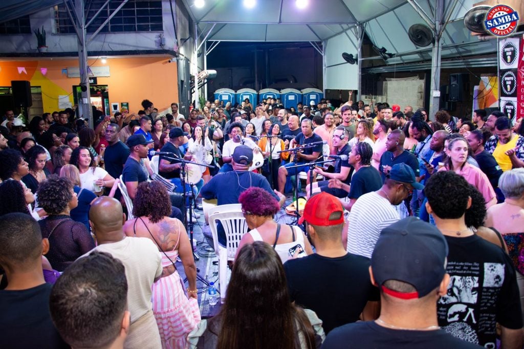 Três Preto em um sábado cheio, como padrão. Créditos: Samba Top.